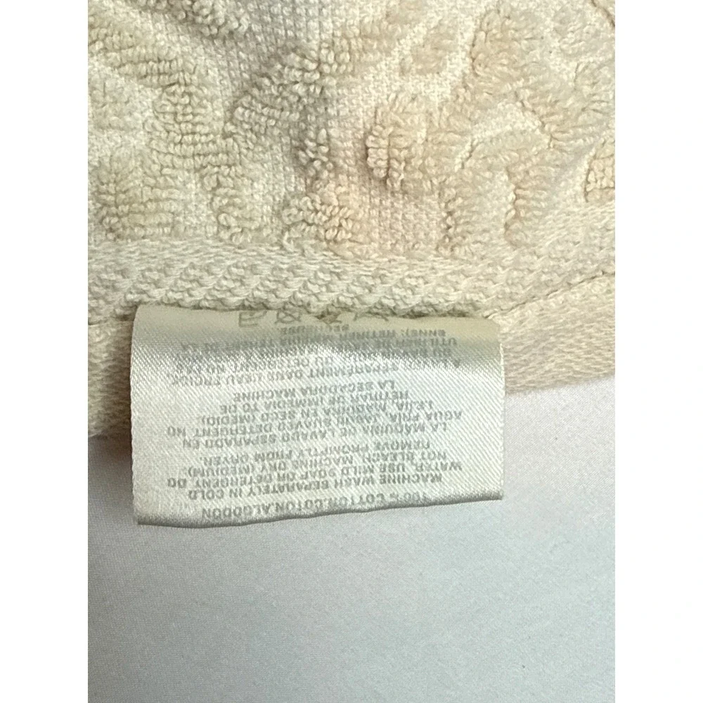 Mallorca Cream Cotton Embossed Damask Bath and Hand Towel Set vintage